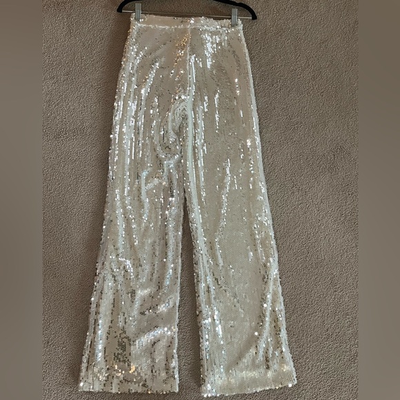 Women’s WAYYF silver sequin pants. Size XS MWT - Picture 3 of 7